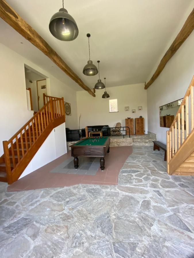 サン・ティリュー・ラ・ペルシュ Veyrinas 43 Bed & Breakfast エクステリア 写真